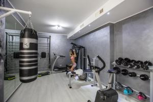 Fitness centrum a/nebo fitness zařízení v ubytování Holiday Residence Belohorizonte