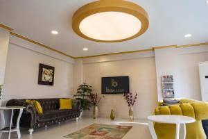 Posezení v ubytování Bilge Suite Hotel