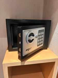 a microwave oven sitting on top of a shelf at La Casona de Blanca in Balcarce