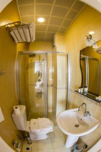 Koupelna v ubytování Bilge Suite Hotel