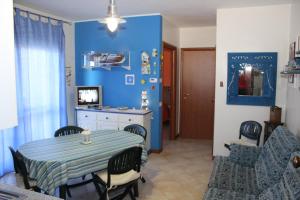 Dining area sa apartment