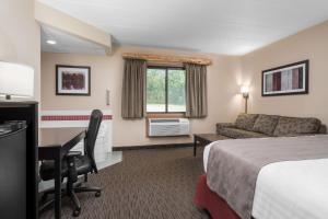Fotografie z fotogalerie ubytování AmericInn by Wyndham Detroit Lakes v destinaci Detroit Lakes