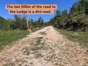 the last of the road to the lodge is a dirt road at Canyon View Lodge - Matka in Matka