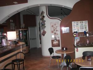 Lounge nebo bar v ubytování Albergo Sangrilà