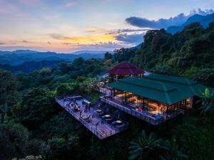 an aerial view of a restaurant in the middle of the forest at The Rock Lodge in Ban Nahin-Nai (1)
