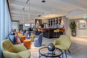 Saló o bar de East Five Hotel Frankfurt Offenbach