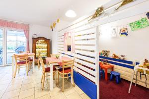 Restauracja lub miejsce do jedzenia w obiekcie Penzion Sole