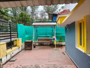 Gallery image of White House Resort cottage in Ooty