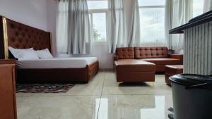 Gallery image of Hotel Narendra Palace in Bāgeshwar