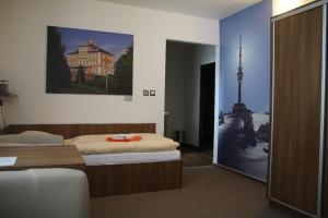 Una habitación de Hotel Pod Radnicí