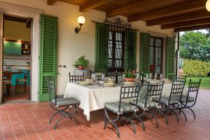 Fotografie z fotogalerie ubytování Villa Colombai v destinaci Orentano