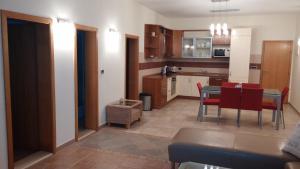 Gallery image of Apartments on Gorana Pavlova 24 in Sutivan