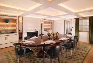 Posezení v ubytování Flemings Mayfair - Small Luxury Hotel of the World
