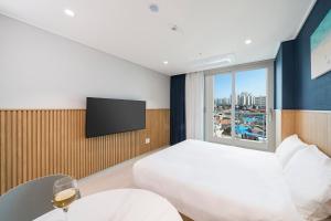 Gallery image of Sokcho Mari Vista Hotel in Sokcho