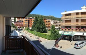 Балкон або тераса в Apartment in Crans Montana Town Centre Mountain View