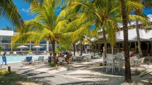 Bazén v ubytování Le Peninsula Bay Beach Resort & Spa nebo v jeho okolí