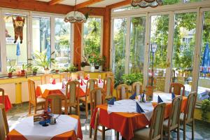 Restoran ili drugo mesto za obedovanje u objektu Gasthof Zum Lindenhof