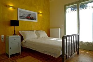 Postel nebo postele na pokoji v ubytování Sea View Villa with 4 bedrooms - grECOrama