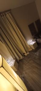 a room with two bunk beds in a room at Chambre double avec lit clic clac in Saint-Pardoux-Isaac