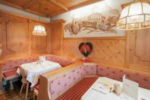Zdjęcie z galerii obiektu Kinderhotel Stefan w mieście Wenns