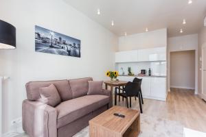 Kuchyňa alebo kuchynka v ubytovaní Platinum Residence Mokotów