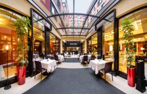 A restaurant or other place to eat at Grand Majestic Hotel Prague