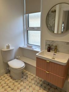 Gallery image of Modern 2-Bedroom Holiday accommodation in Hawick +32 photos