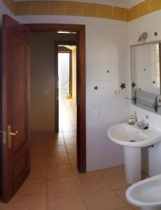 A bathroom at Residential Majada Apartments