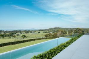 a swimming pool on the roof of a house at Beechmont Estate in Beechmont