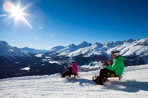 Zdjęcie z galerii obiektu Sleep only w mieście Pontresina