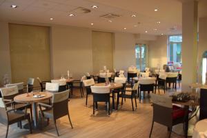 Restaurace v ubytování Wellness Apartments in Velence