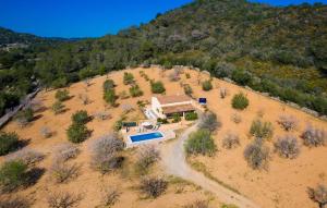 an aerial view of a house with a pool at Can Safiro in Son Servera