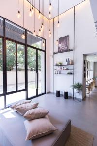 Gallery image of The Journey Hotel Laksi in Bangkok