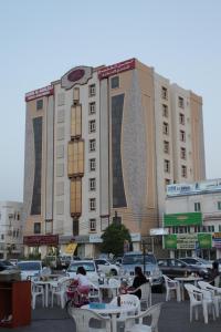 Foto da galeria de Husin Al Khaleej Hotel Apartment em Seeb