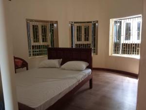 Gallery image of Nayyo Grand Hotel in Batticaloa +4 photos
