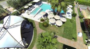 A piscina localizada em Su Soi ou nos arredores