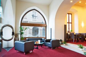 Część wypoczynkowa w obiekcie Hotel U Hada Žatec