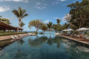 a pool at the resort at Vanila Hotel & Spa in Ambaro