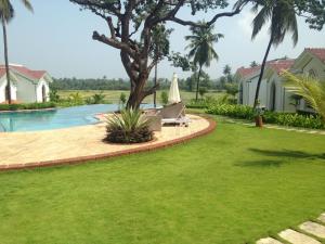Πισίνα στο ή κοντά στο Studio and One bedroom Apartment in Riviera Sapphire, Siolim