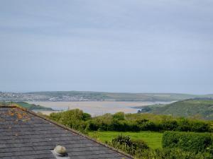 a view of a river from the roof of a house at 7 Quarrymans Cottage in Wadebridge +6 photos