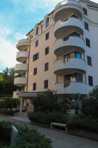 Budova, kde se apartmán nachází