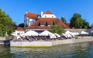 Gallery image of Schloss Hotel Wasserburg in Wasserburg am Bodensee