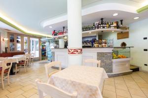 Restaurace v ubytování Al Chestelet + 35 fotografií