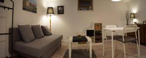 Posedenie v ubytovaní Apartament Ariańska