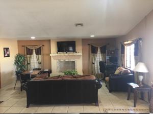 Gallery image of Royal Inn Pearsall in Pearsall
