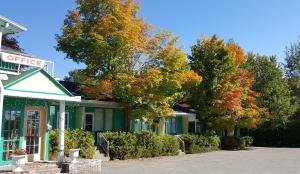 Photo de la galerie de l'établissement Motel Le Voyageur, à Saint-Jérôme