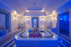 Foto da galeria de Rixos Pera Istanbul em Istambul