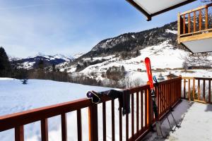 Résidence Néméa Les Chalets Des Evettes en invierno