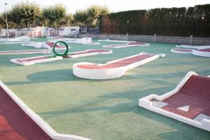The swimming pool at or close to Camping Riembau