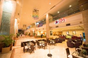 Restaurace v ubytování Bayview Hotel Melaka